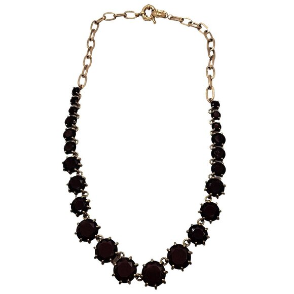 Deep red prong set acrylic stones gold tone setting - Picture 1 of 6